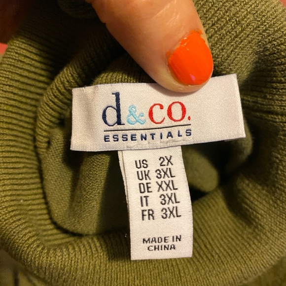 d & co. essentials turtle neck, size 1X - Picture 2 of 8